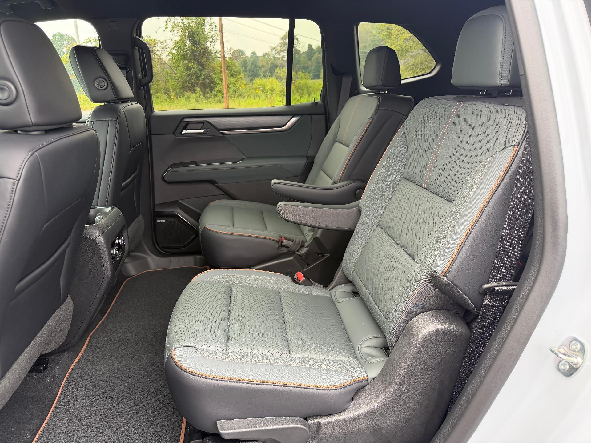 2027 GMC Acadia AT4