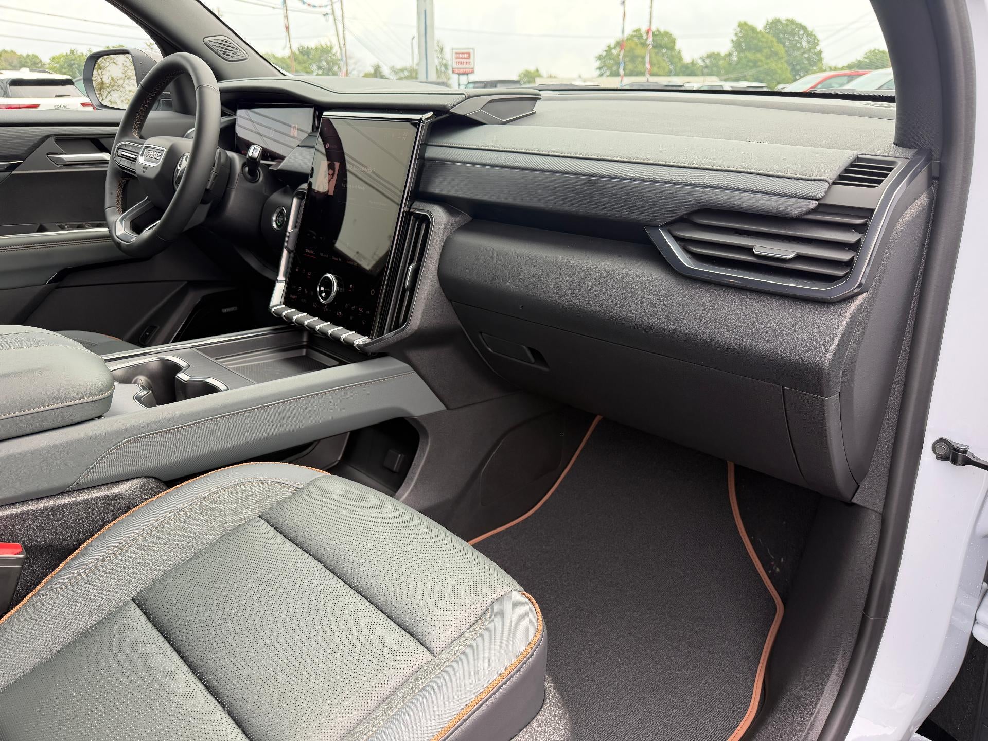 2027 GMC Acadia AT4