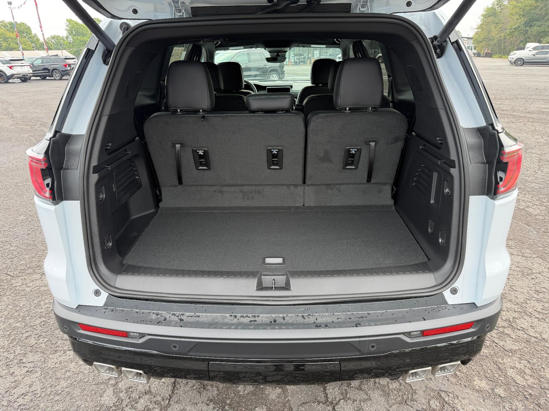 2027 GMC Acadia AT4
