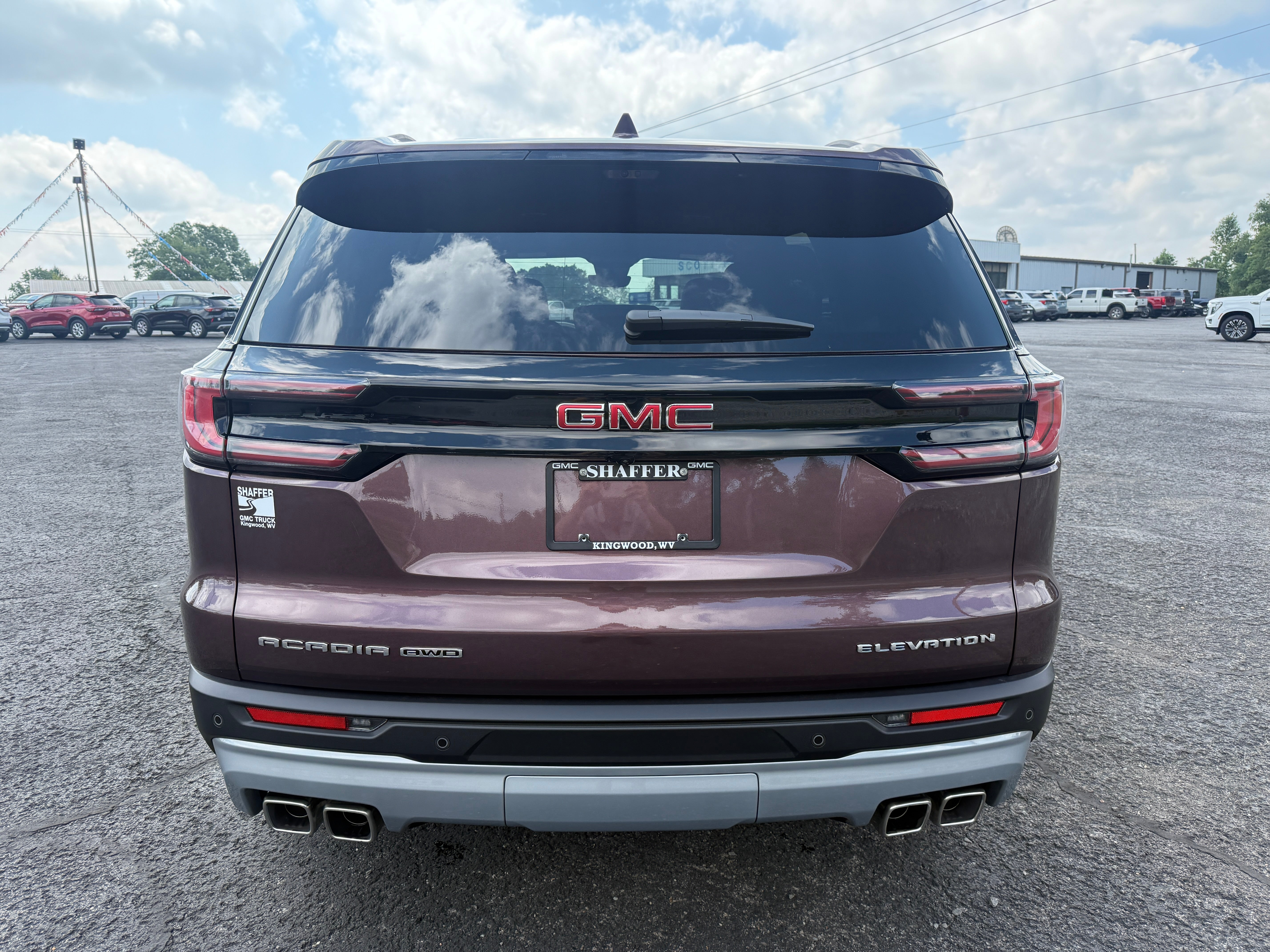 2026 GMC Acadia Elevation