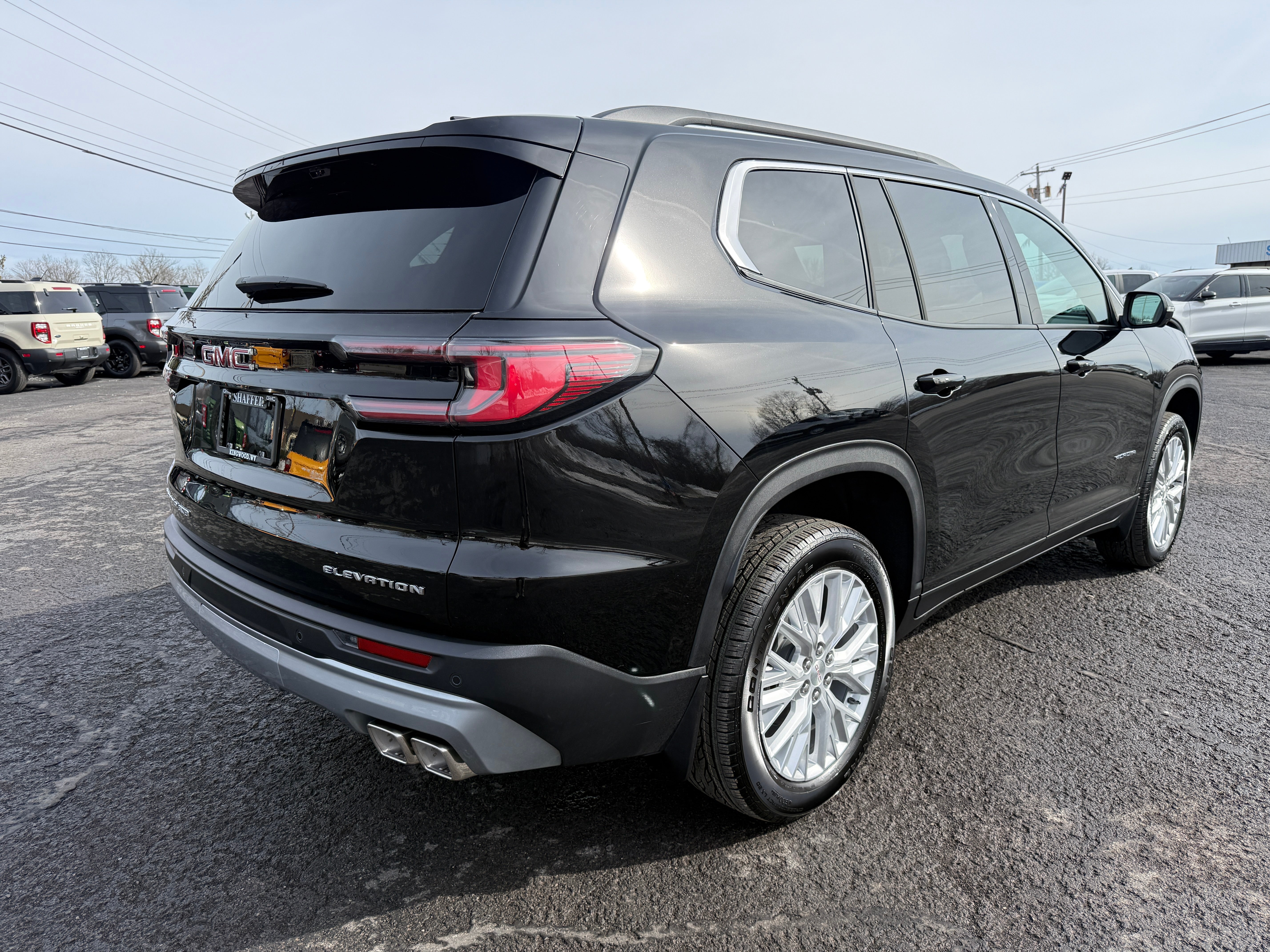 2026 GMC Acadia Elevation