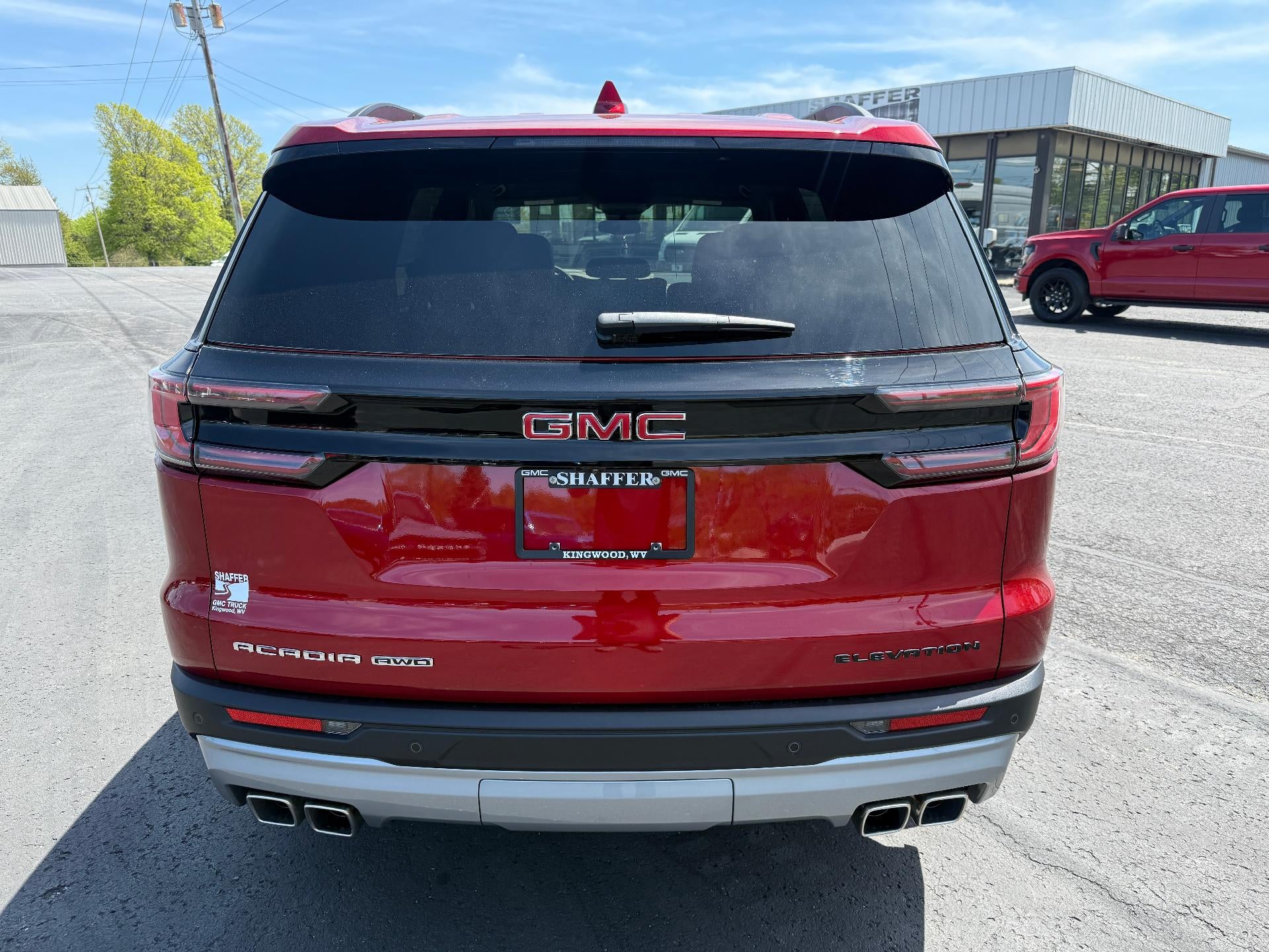 2025 GMC Acadia Elevation