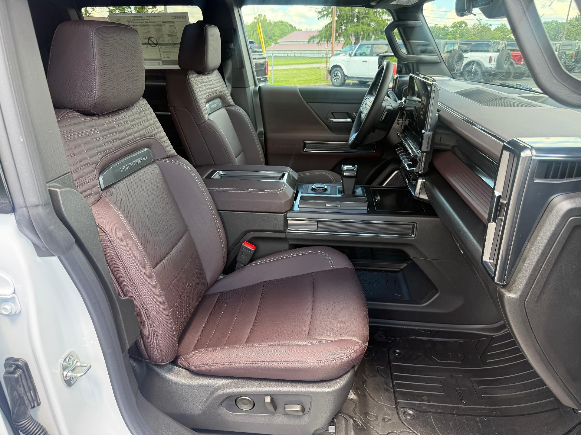 2026 GMC HUMMER EV SUV 2X