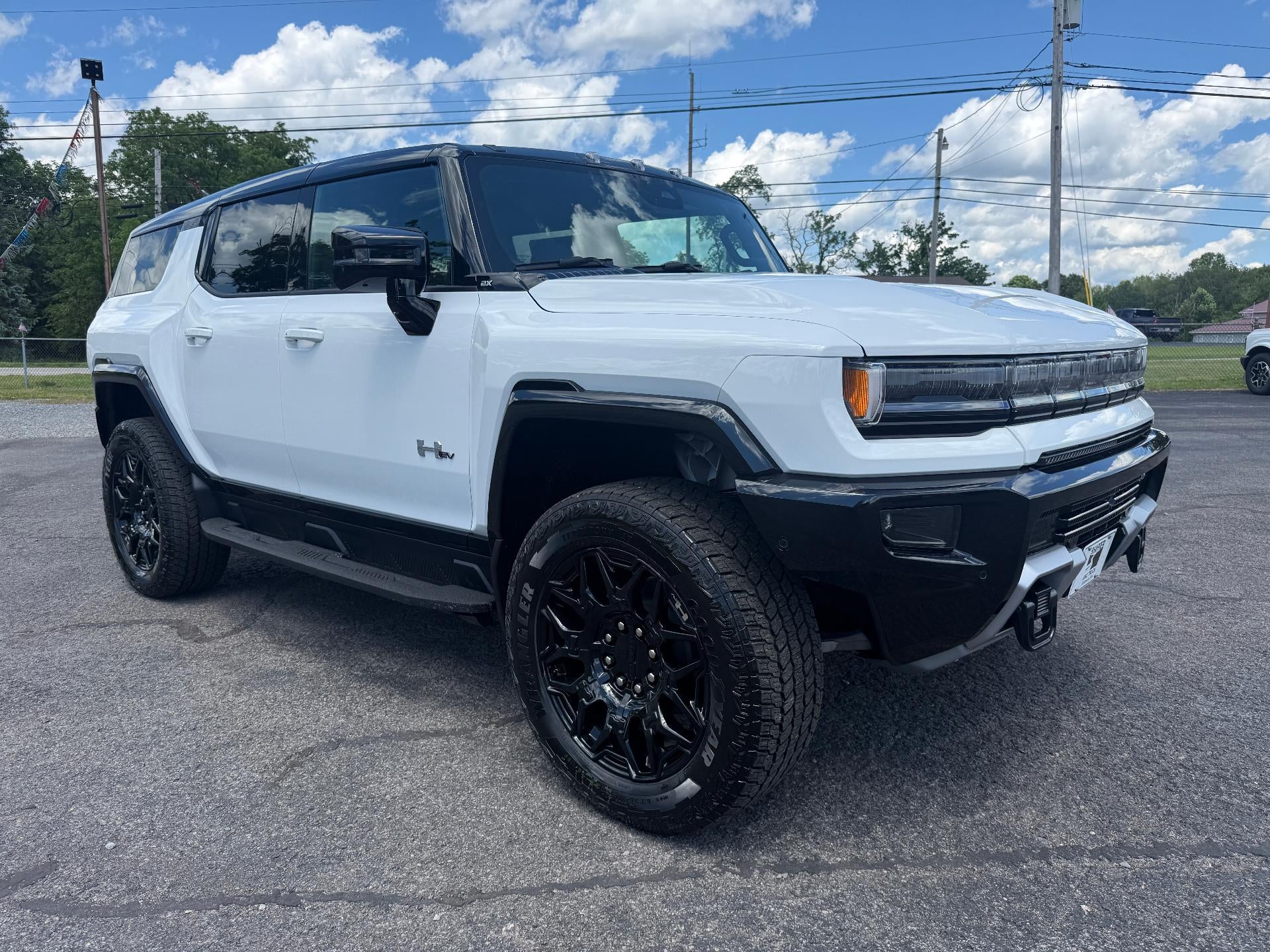 2026 GMC HUMMER EV SUV 2X