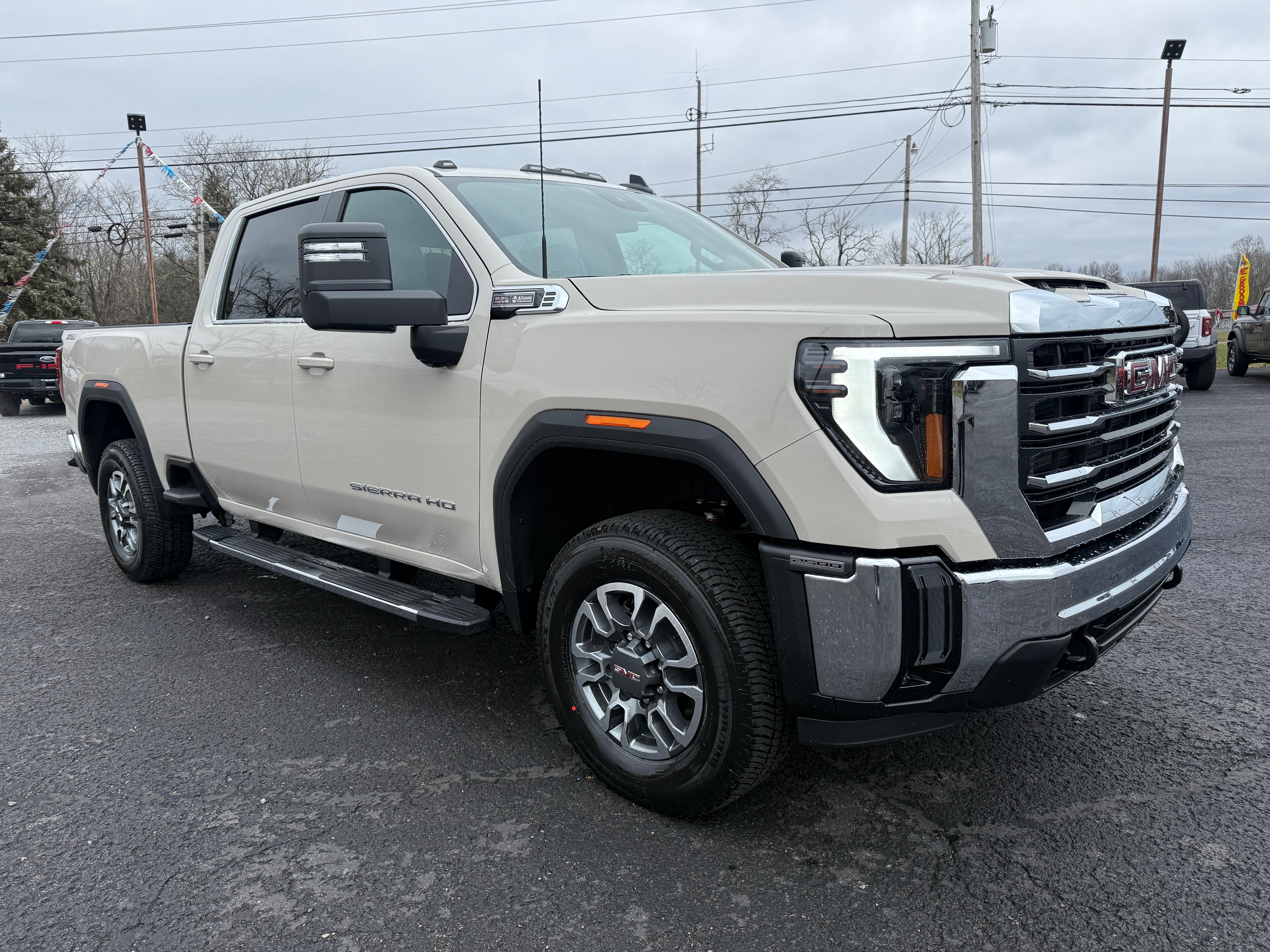 2026 GMC Sierra 2500 HD SLE