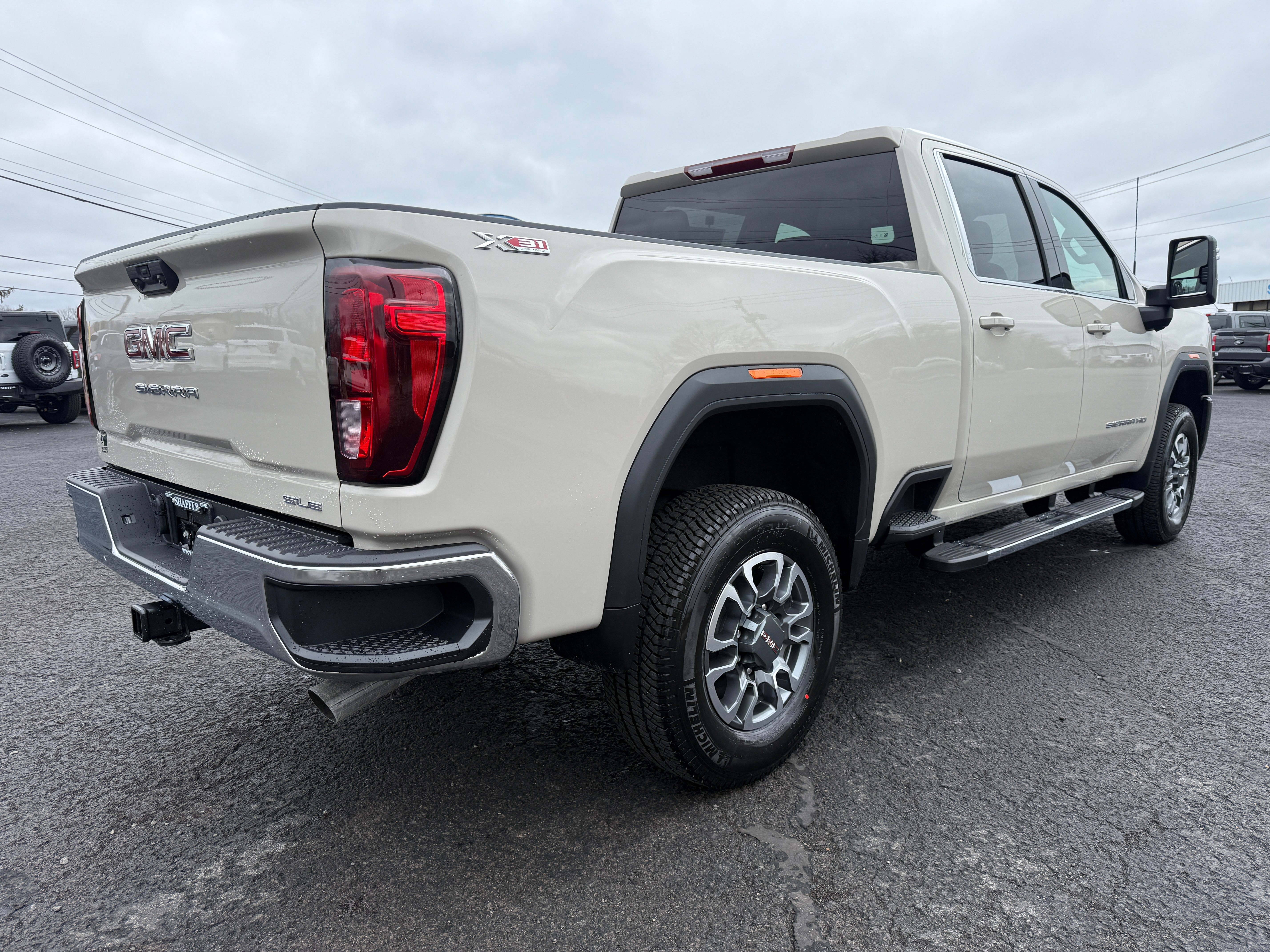 2026 GMC Sierra 2500 HD SLE