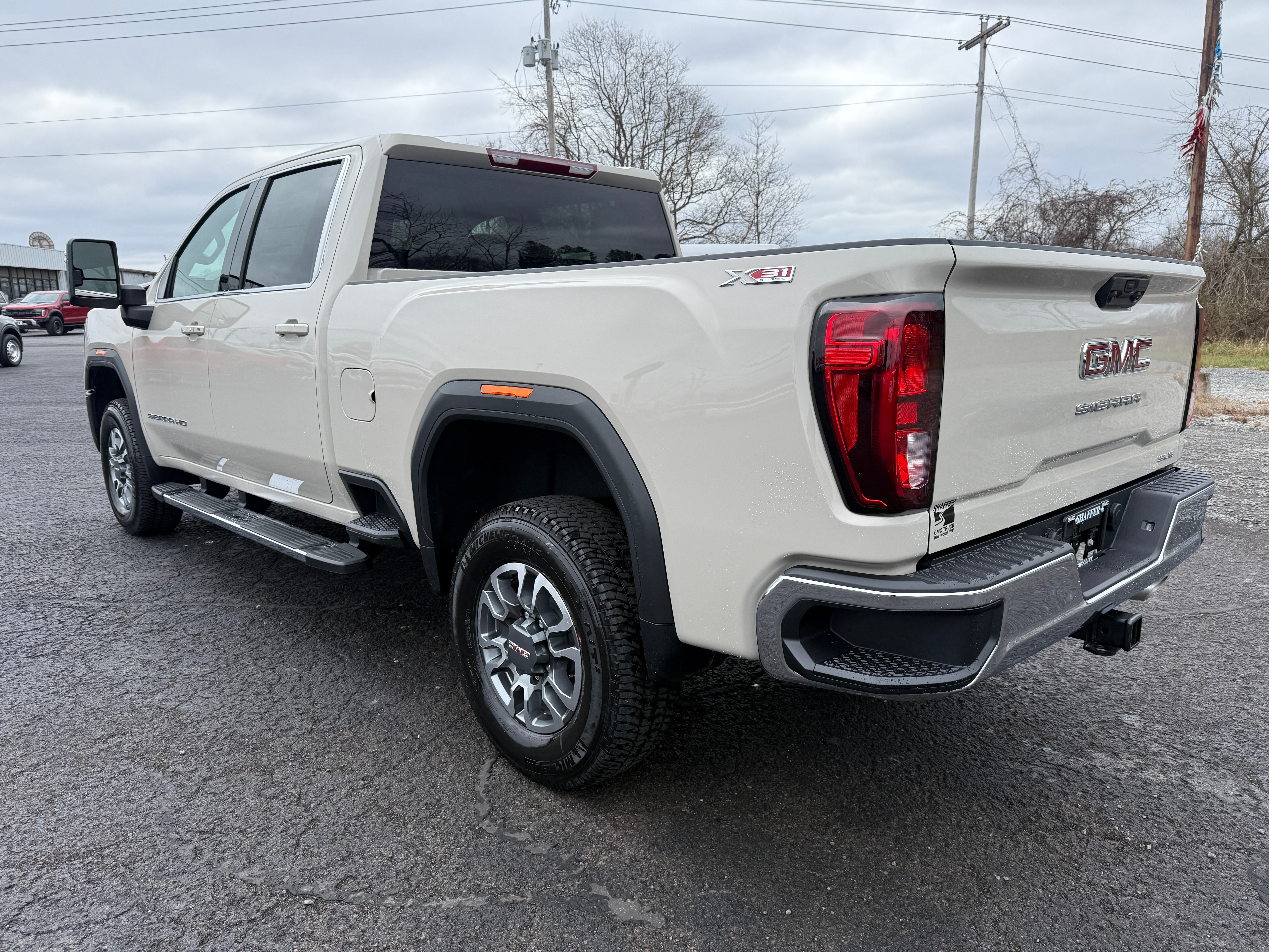 2026 GMC Sierra 2500 HD SLE