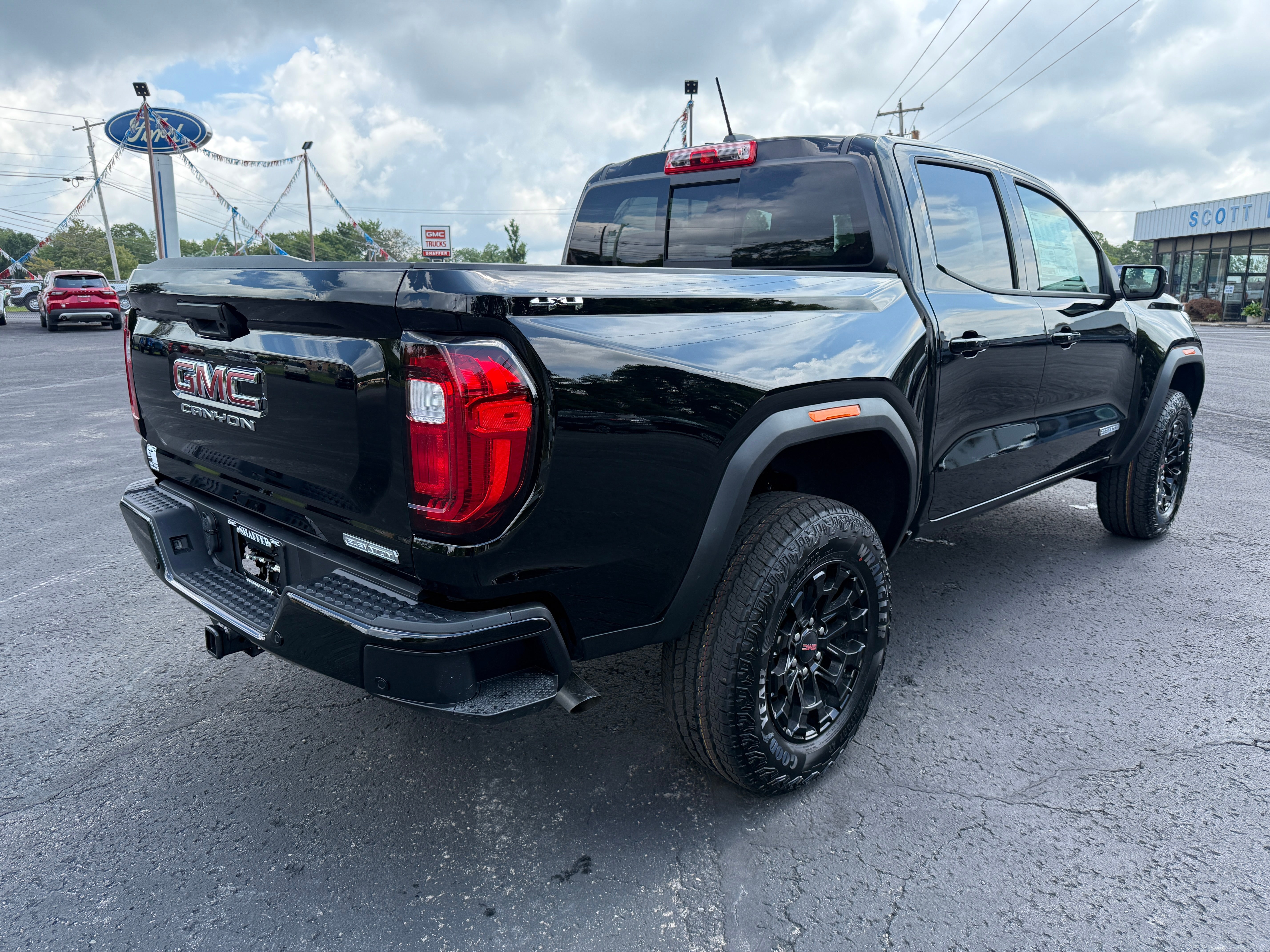 2026 GMC Canyon Elevation