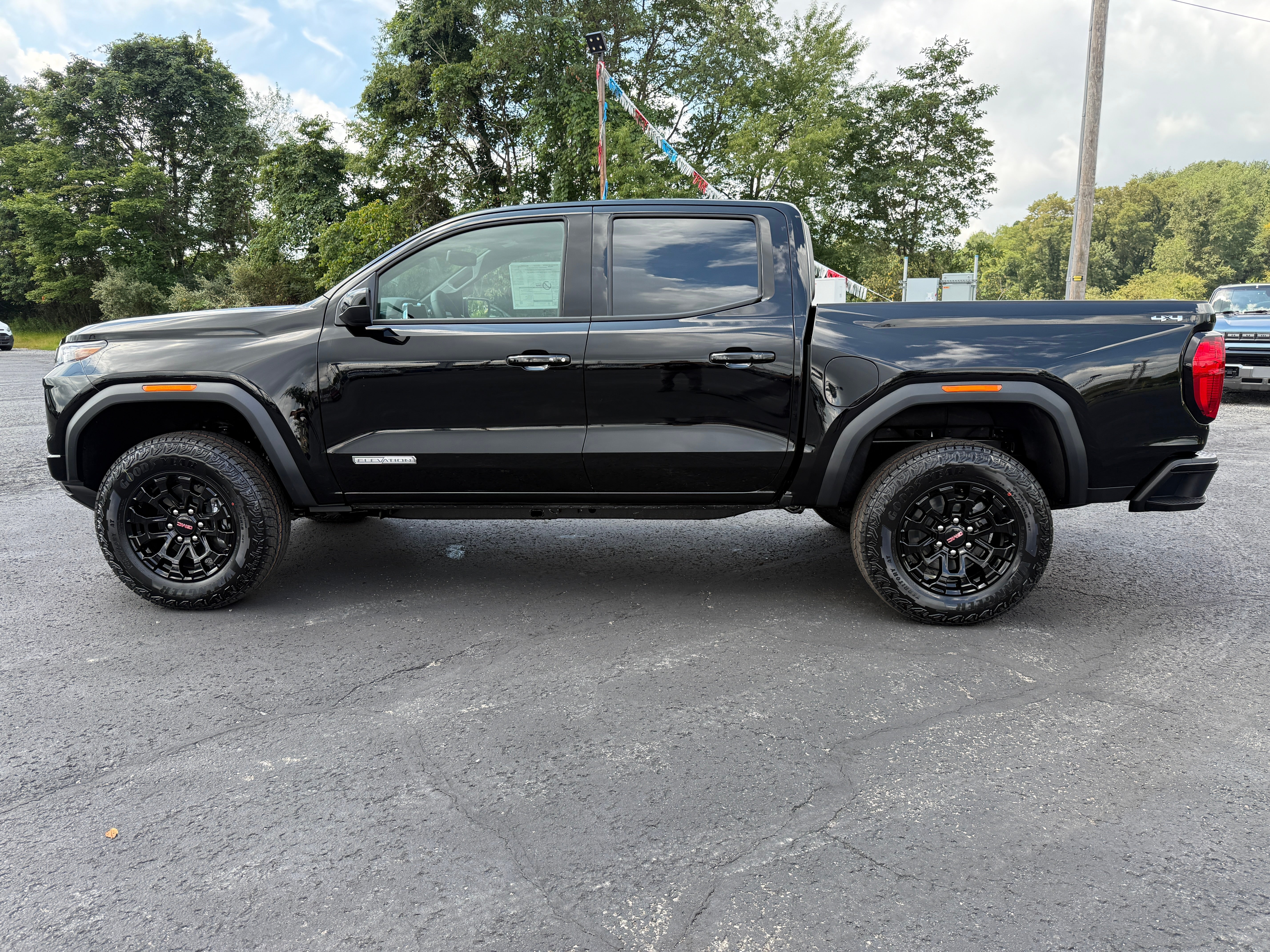 2026 GMC Canyon Elevation