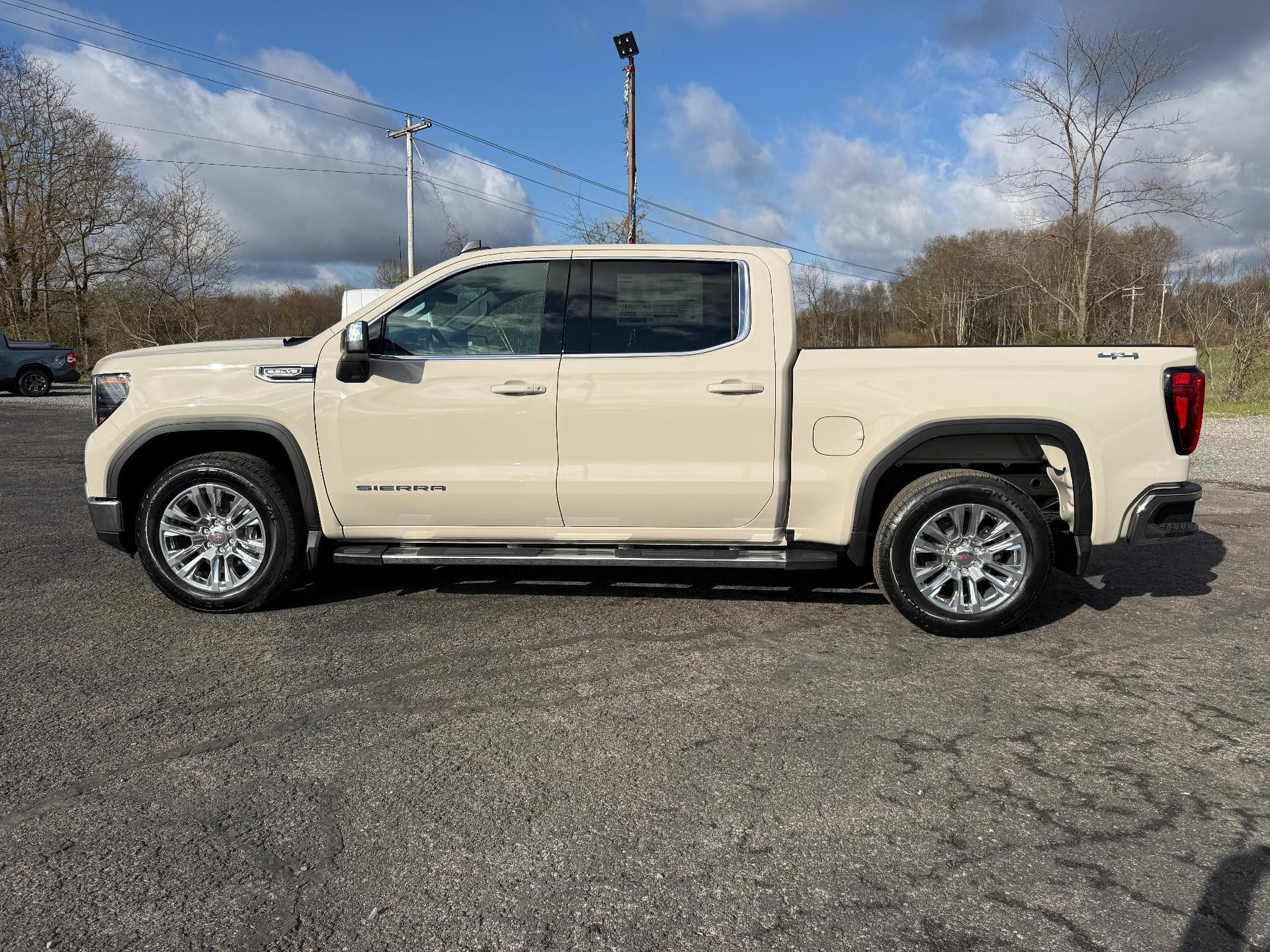 2026 GMC Sierra 1500 SLE
