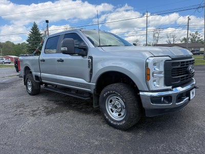2024 Ford Super Duty F-350 SRW XL 4WD Crew Cab 6.75' Box