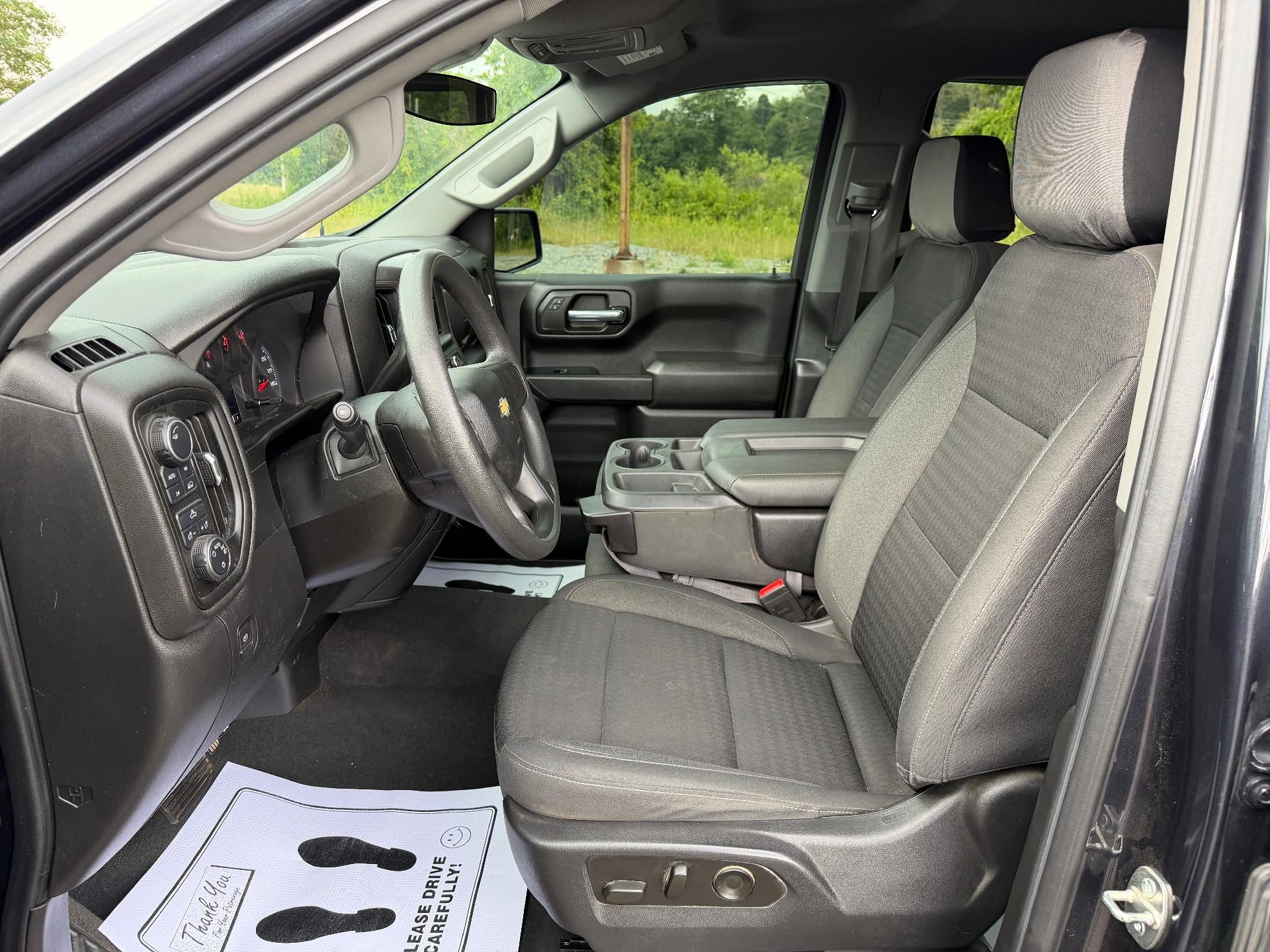 2023 Chevrolet Silverado 1500 Crew Cab Short Box 4-Wheel Drive Custom