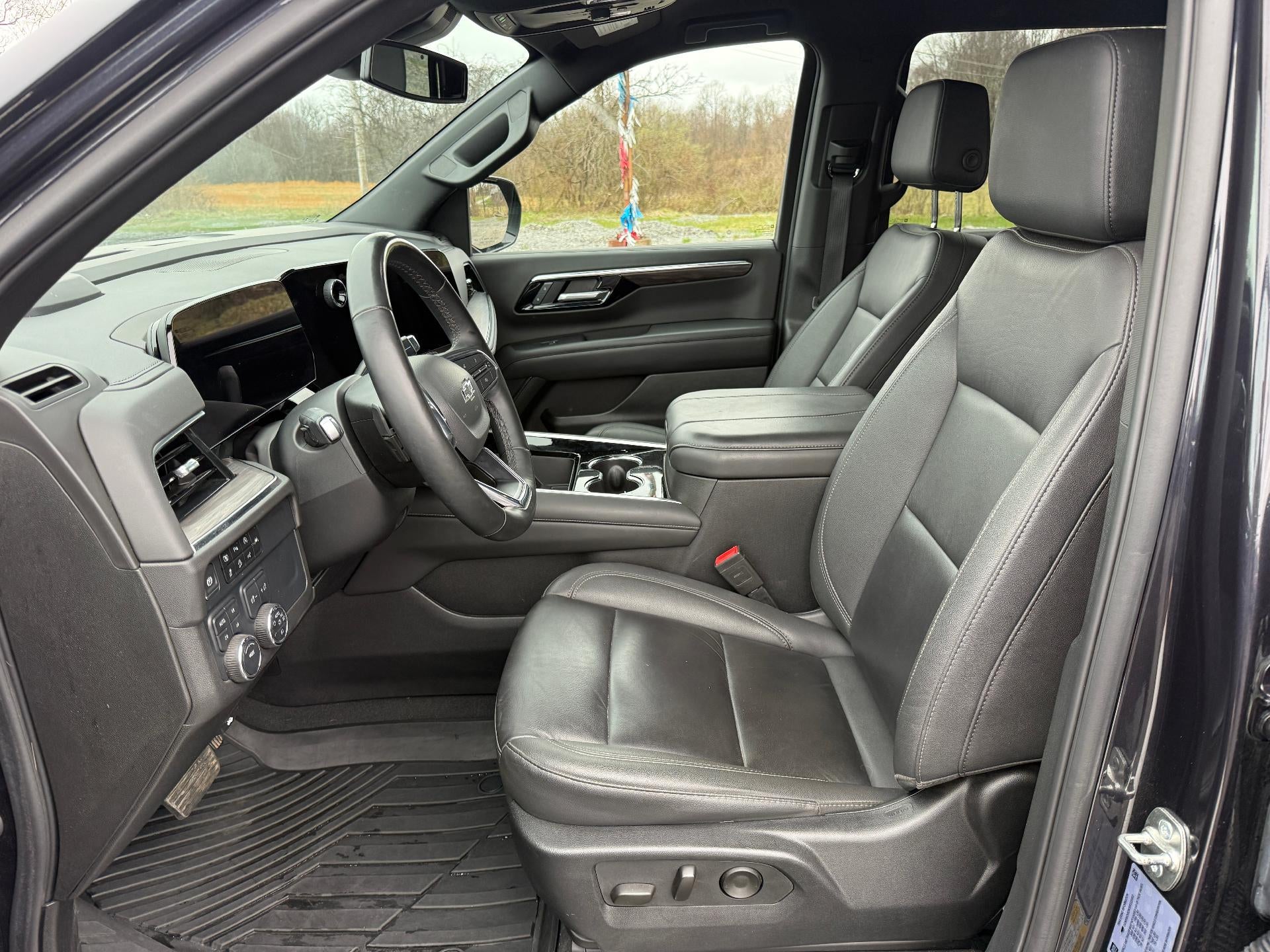 2025 Chevrolet Suburban 4WD Z71