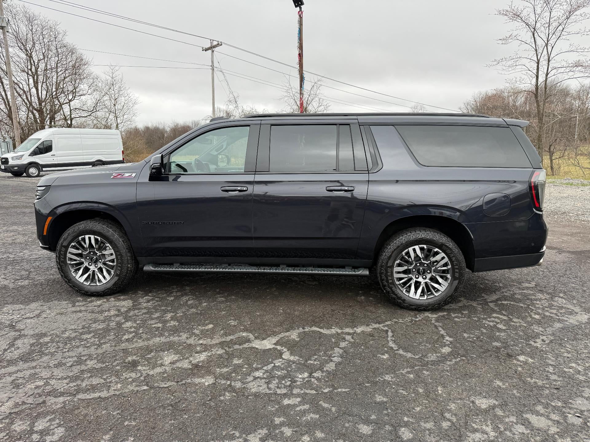 2025 Chevrolet Suburban 4WD Z71