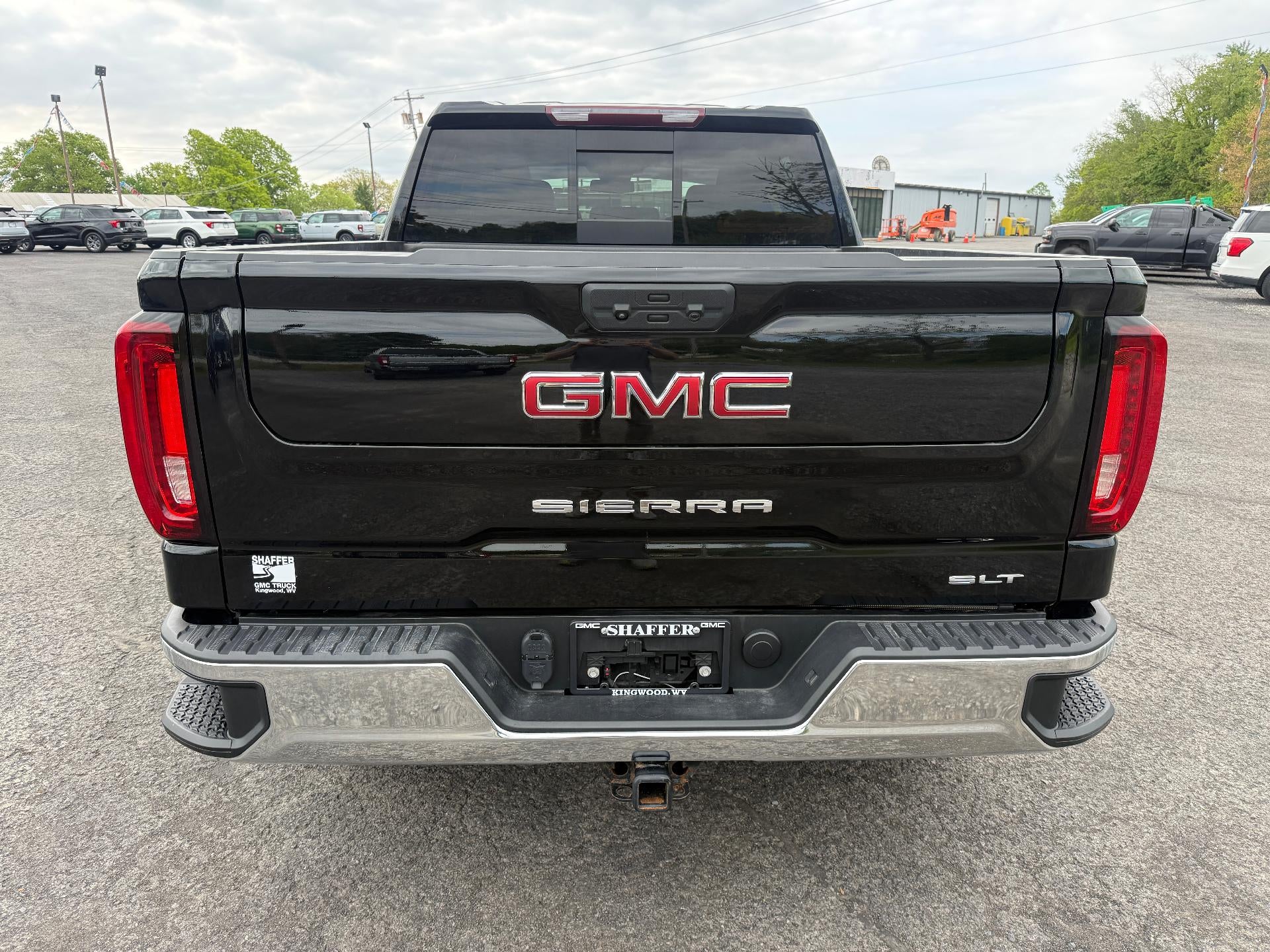 2022 GMC Sierra 1500 Crew Cab Short Box 4-Wheel Drive SLT