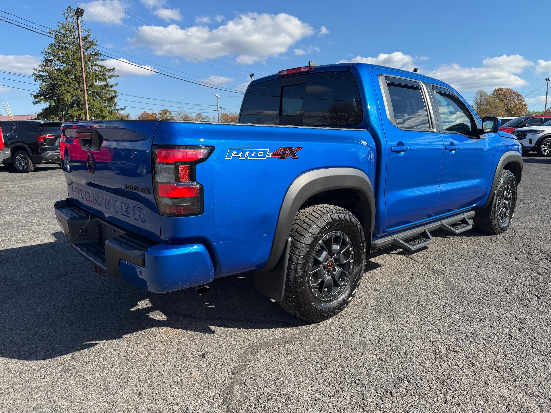 2024 Nissan Frontier Crew Cab 4x4 PRO-4X