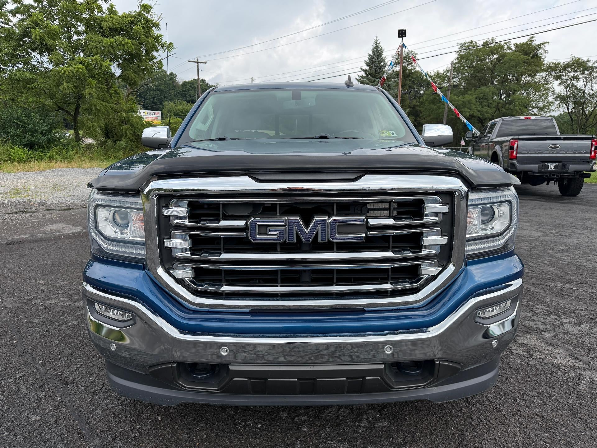 2018 GMC Sierra 1500 Crew Cab Short Box 4-Wheel Drive SLT